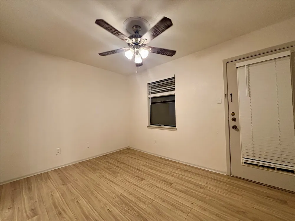1226 Baylor Avenue Waco, TX 76706