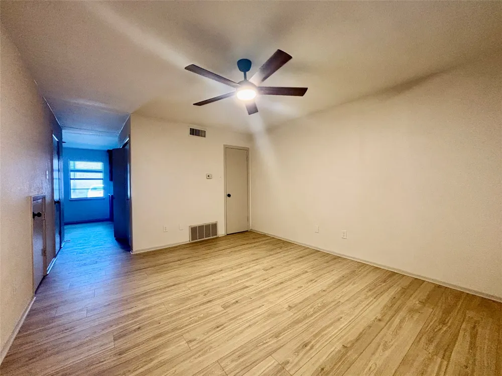 1226 Baylor Avenue Waco, TX 76706