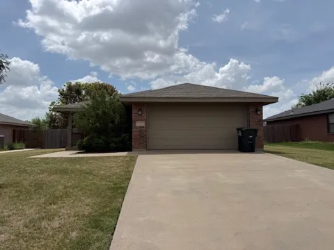 281 Sugarberry Avenue