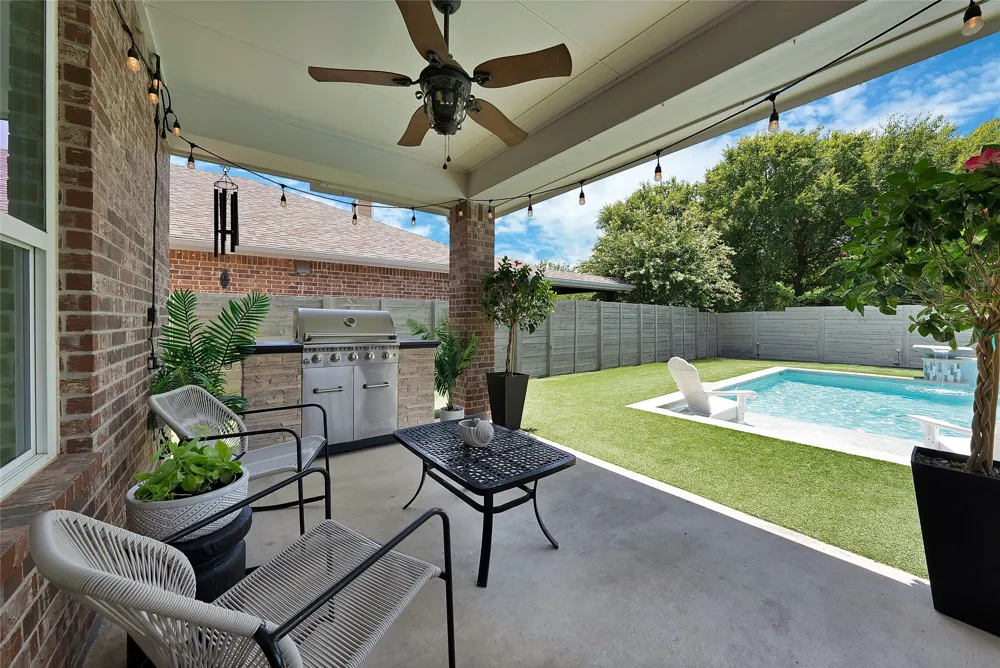 1813 Kaiser Cove Argyle, TX 76226