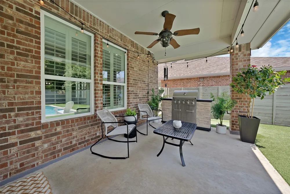 1813 Kaiser Cove Argyle, TX 76226