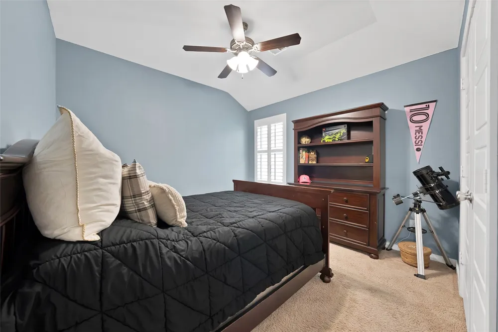 1813 Kaiser Cove Argyle, TX 76226