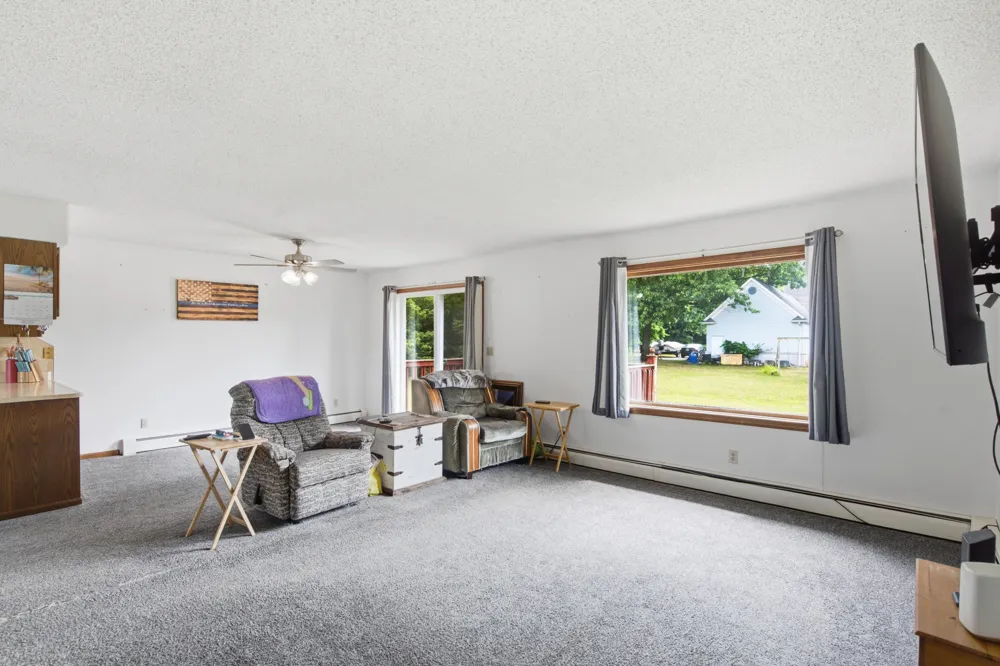 81611 White Oak Drive Decatur, MI 49045
