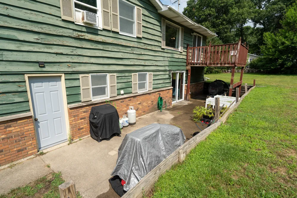 81611 White Oak Drive Decatur, MI 49045