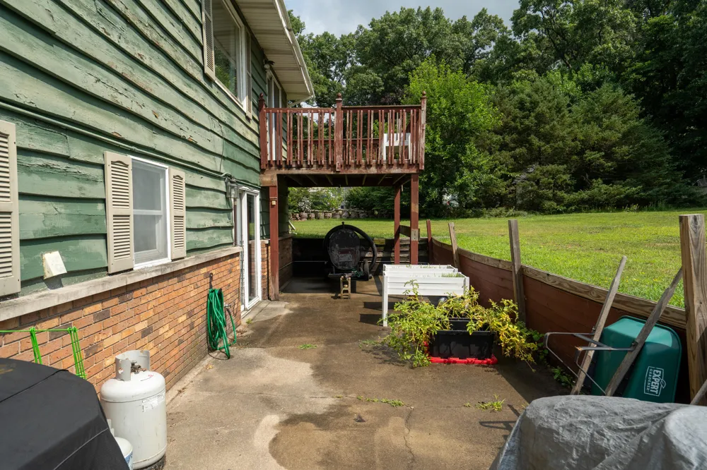 81611 White Oak Drive Decatur, MI 49045