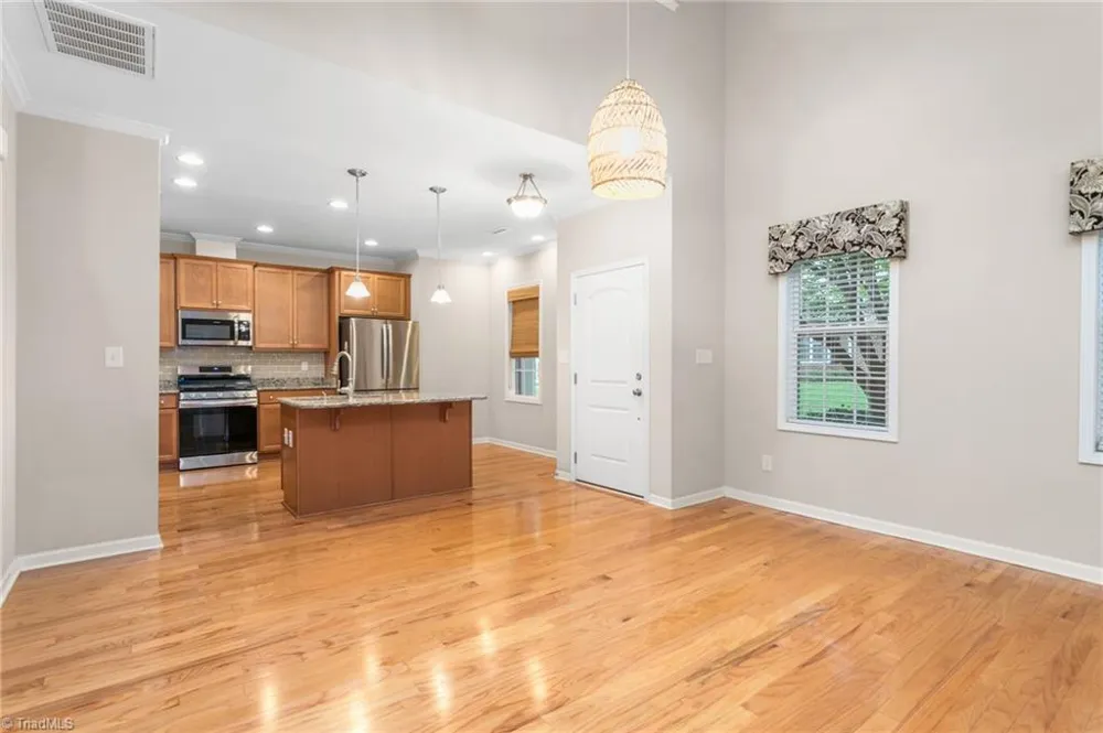 114 Starling Street Mebane, NC 27302