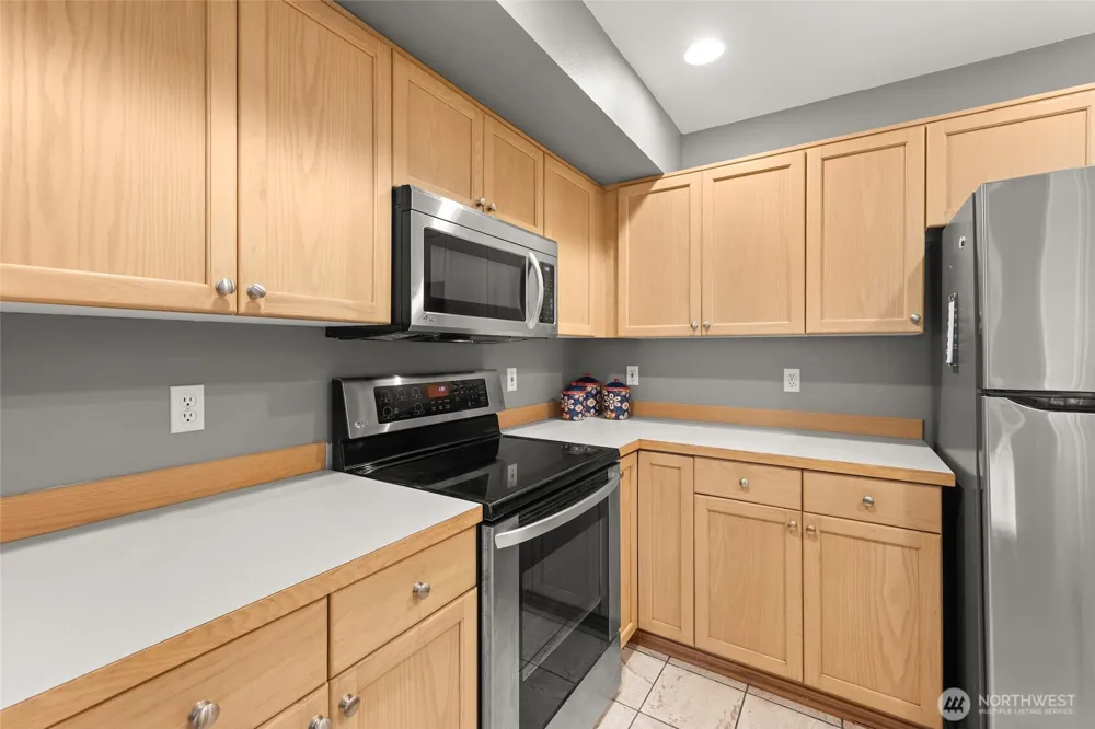 1600 121st Street SE #W106 Everett, WA 98208