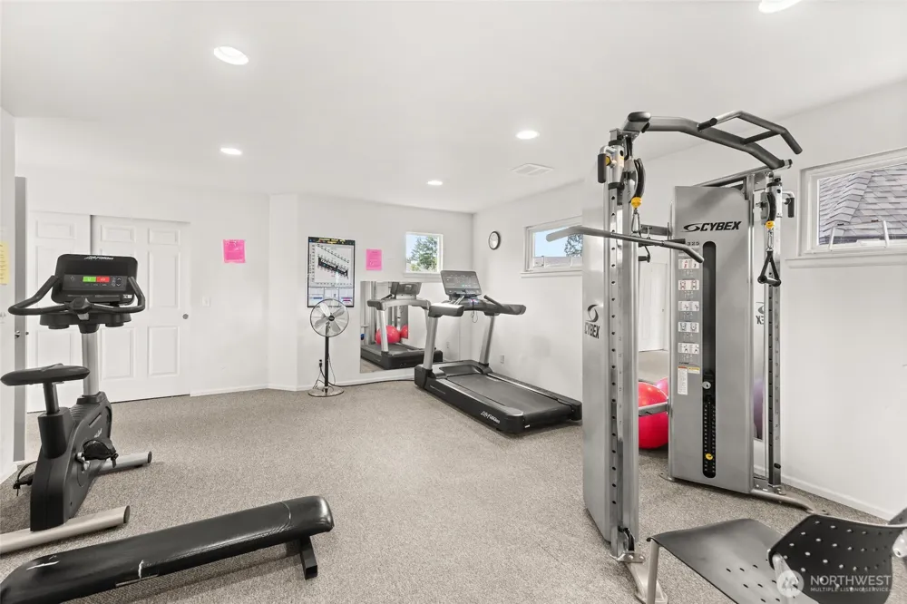 1600 121st Street SE #W106 Everett, WA 98208