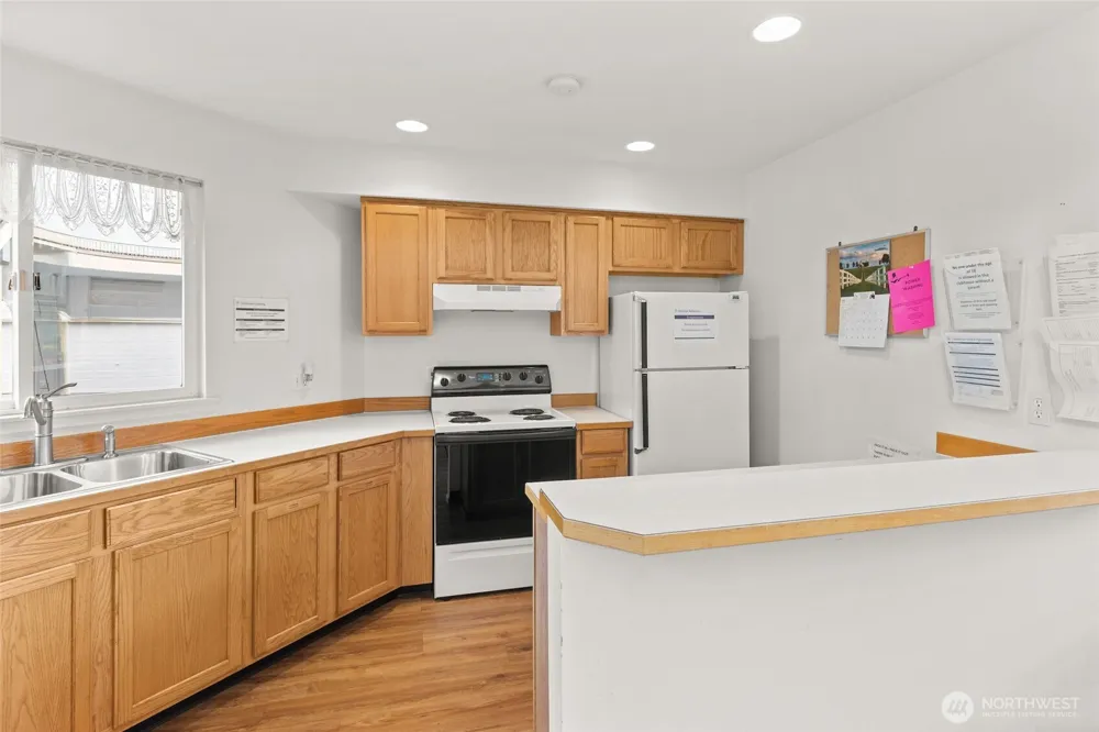 1600 121st Street SE #W106 Everett, WA 98208