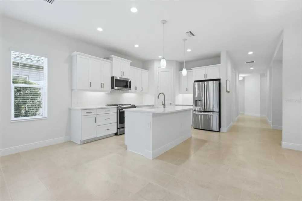 2605 STAR APPLE WAY Sarasota, FL 34240