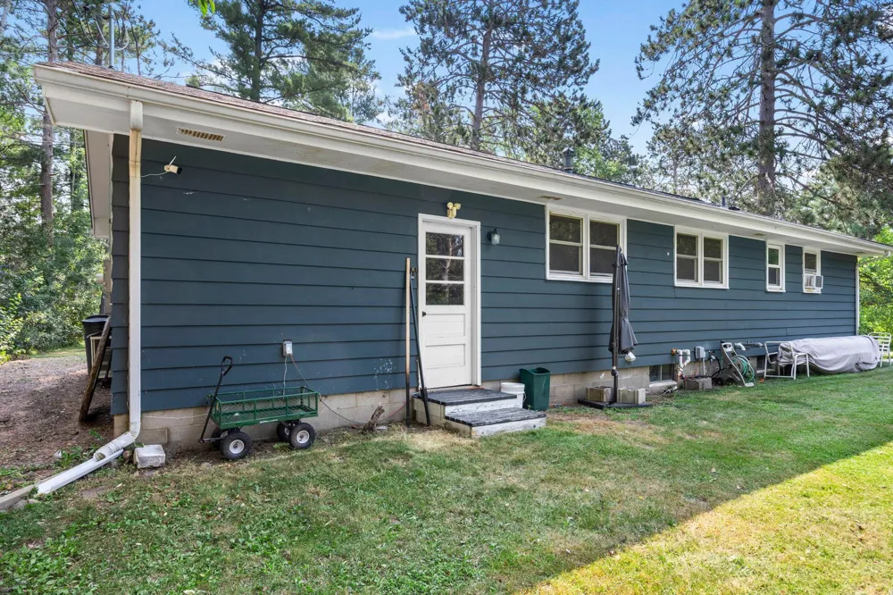59425 State Highway 23 Sandstone, MN 55072