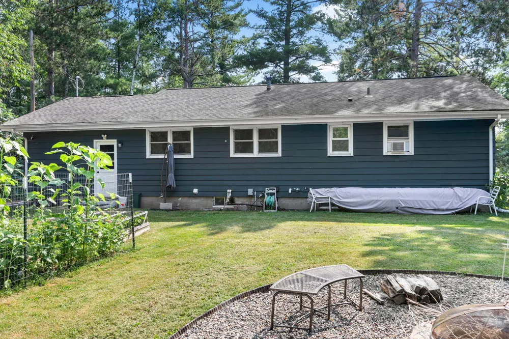 59425 State Highway 23 Sandstone, MN 55072