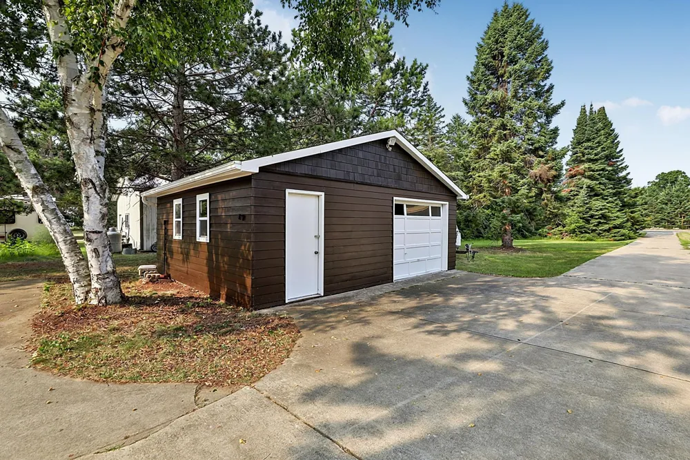 24130 County Road 4 Nisswa, MN 56468