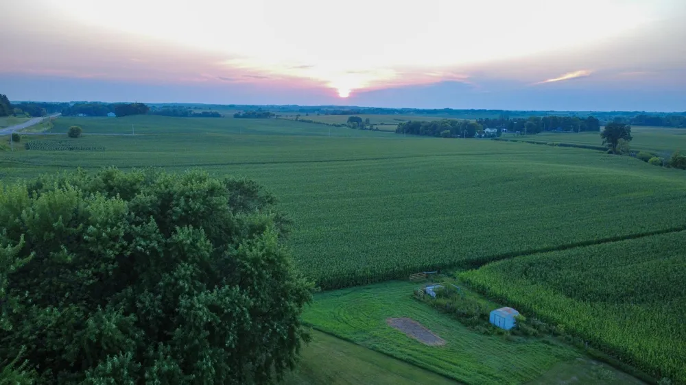 1722 US Highway 12 Hammond, WI 54015