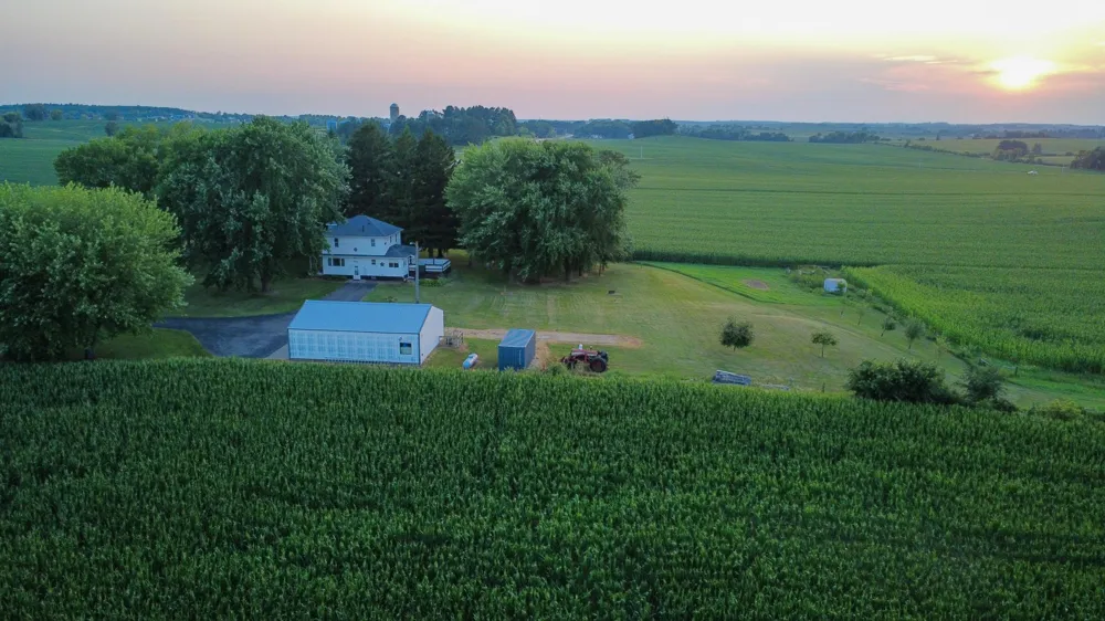 1722 US Highway 12 Hammond, WI 54015