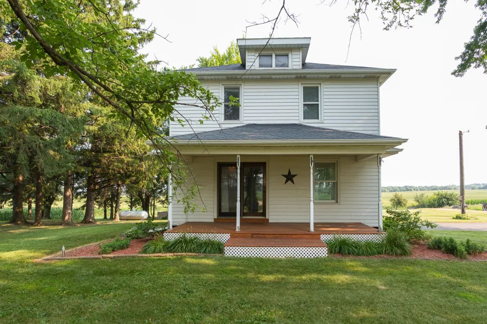 1722 US Highway 12 Hammond, WI 54015