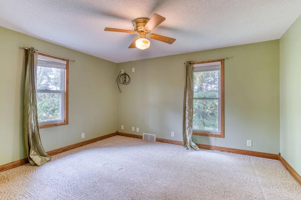 1722 US Highway 12 Hammond, WI 54015