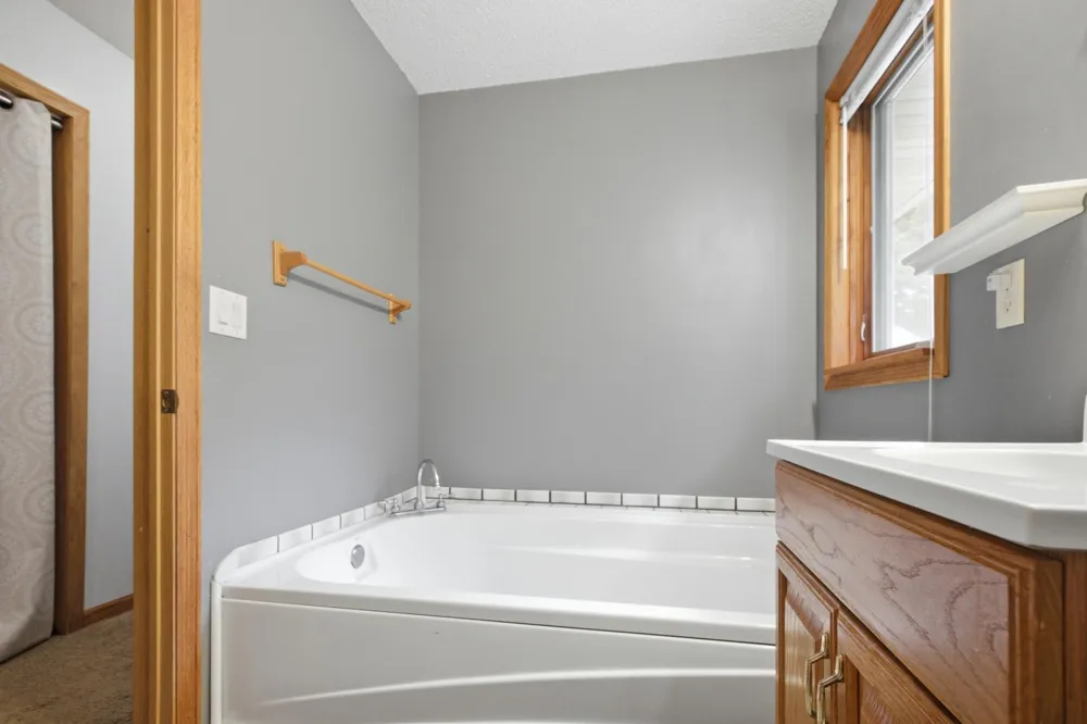 10878 Brent Drive Brainerd, MN 56401