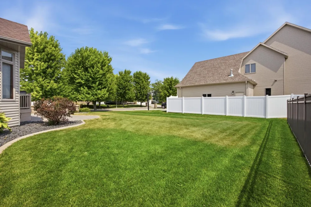 1911 Princeton Lane West Fargo, ND 58078