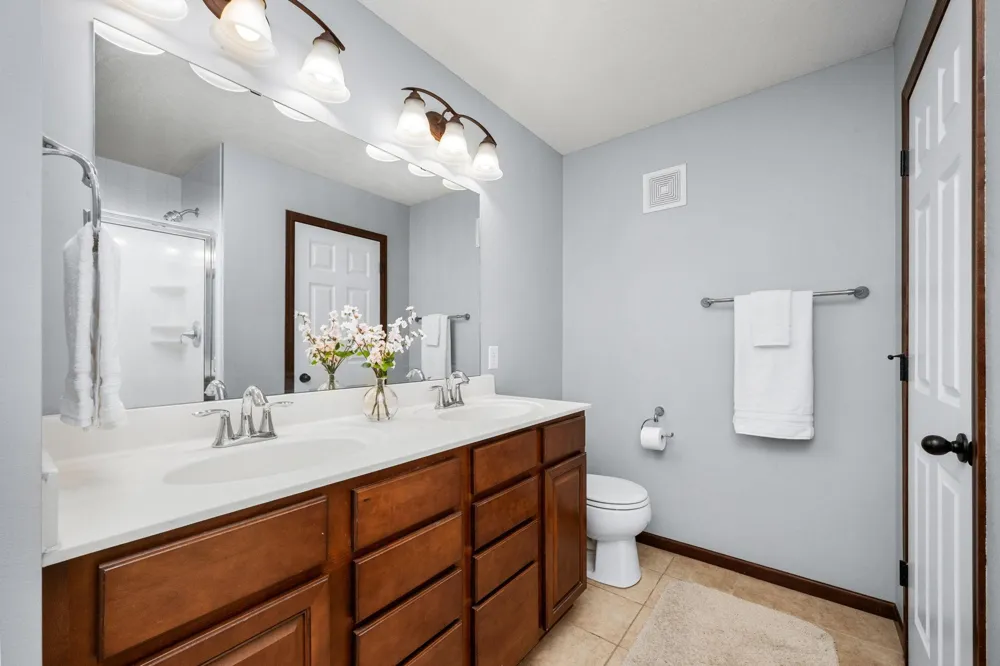9531 Declaration Drive Chanhassen, MN 55317