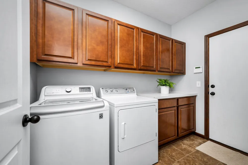 9531 Declaration Drive Chanhassen, MN 55317