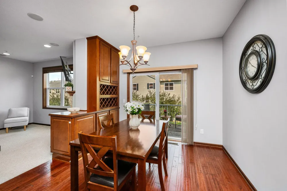9531 Declaration Drive Chanhassen, MN 55317