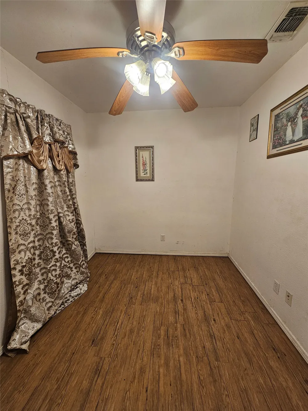 2102 Wimberly Drive Brookston, TX 75421