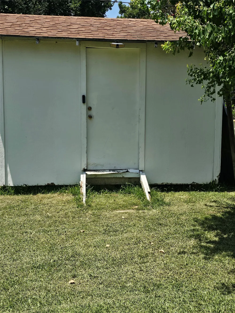 2102 Wimberly Drive Brookston, TX 75421