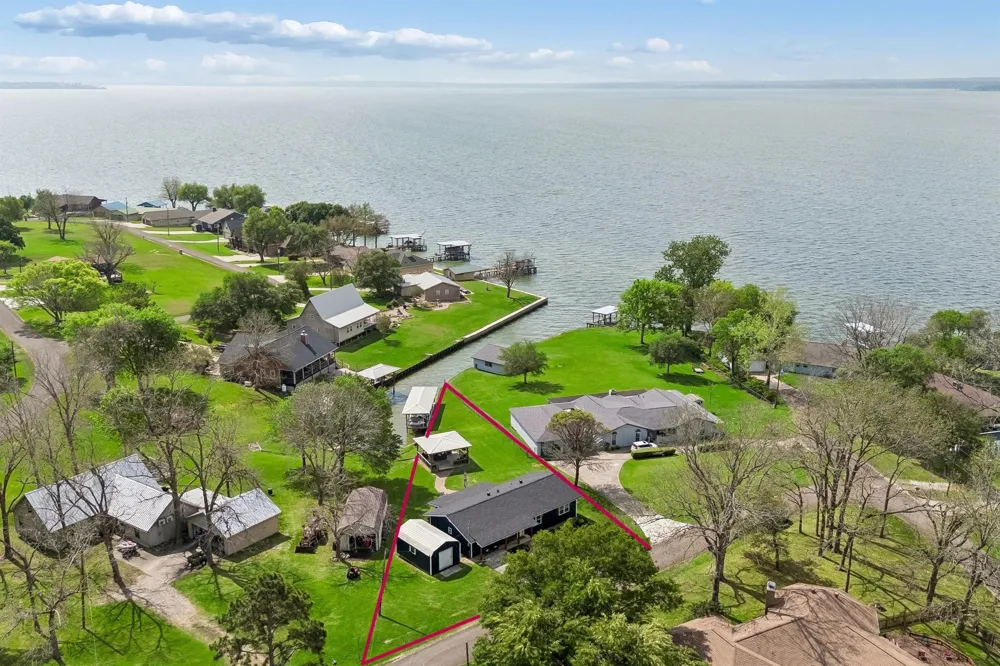 220 Teal Circle Livingston, TX 77351