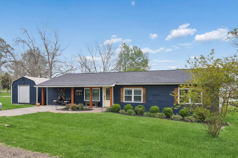 220 Teal Circle Livingston, TX 77351