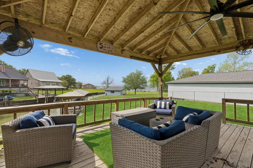 220 Teal Circle Livingston, TX 77351