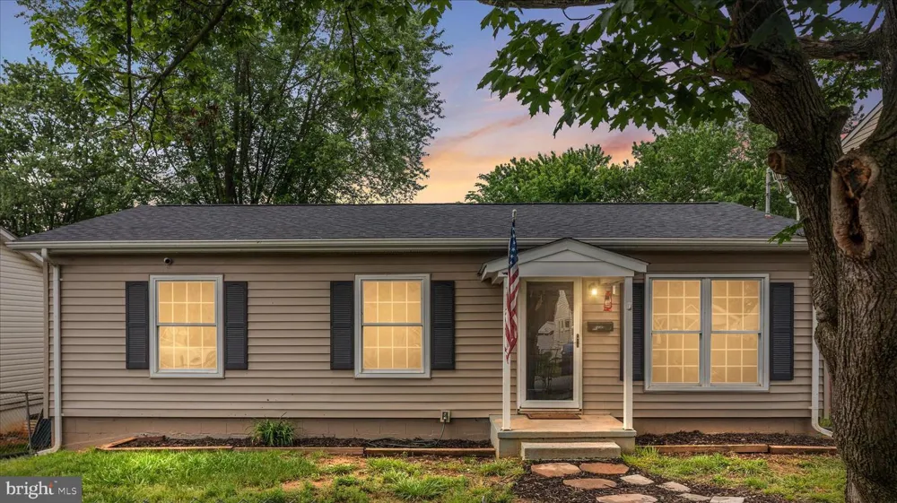 706 W 14TH STREET Front Royal, VA 22630