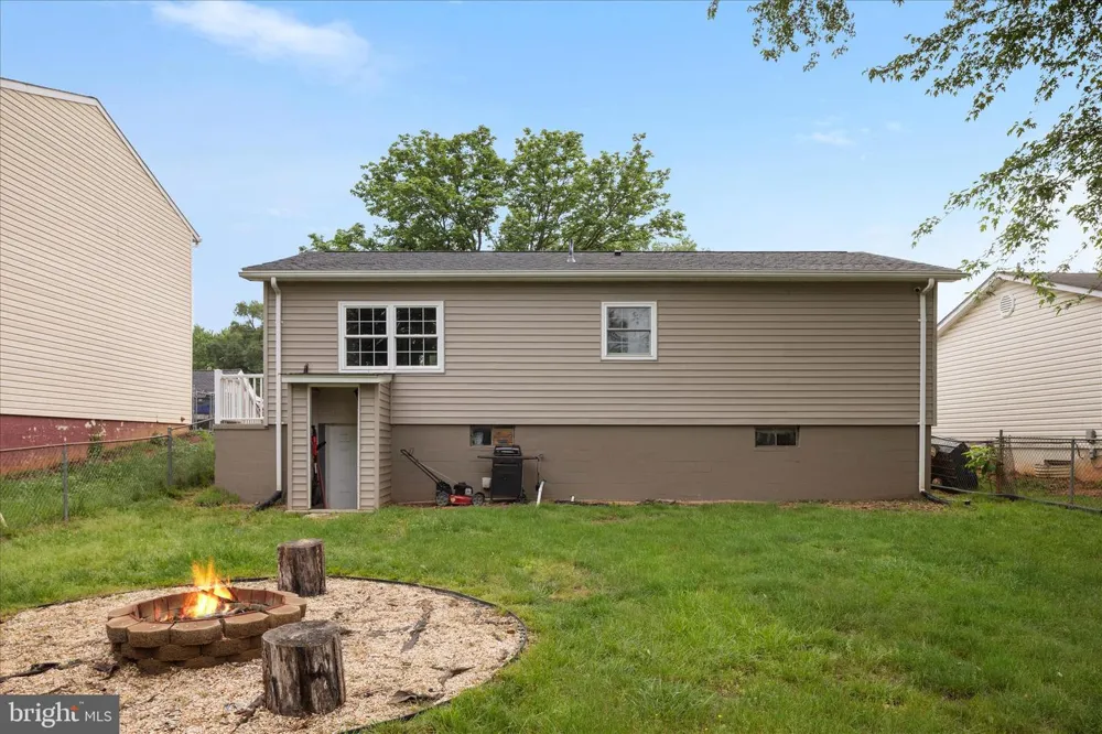 706 W 14TH STREET Front Royal, VA 22630