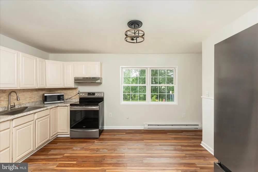 706 W 14TH STREET Front Royal, VA 22630
