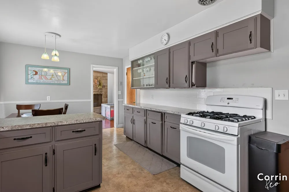 2741 Plainfield Avenue NE Grand Rapids, MI 49505