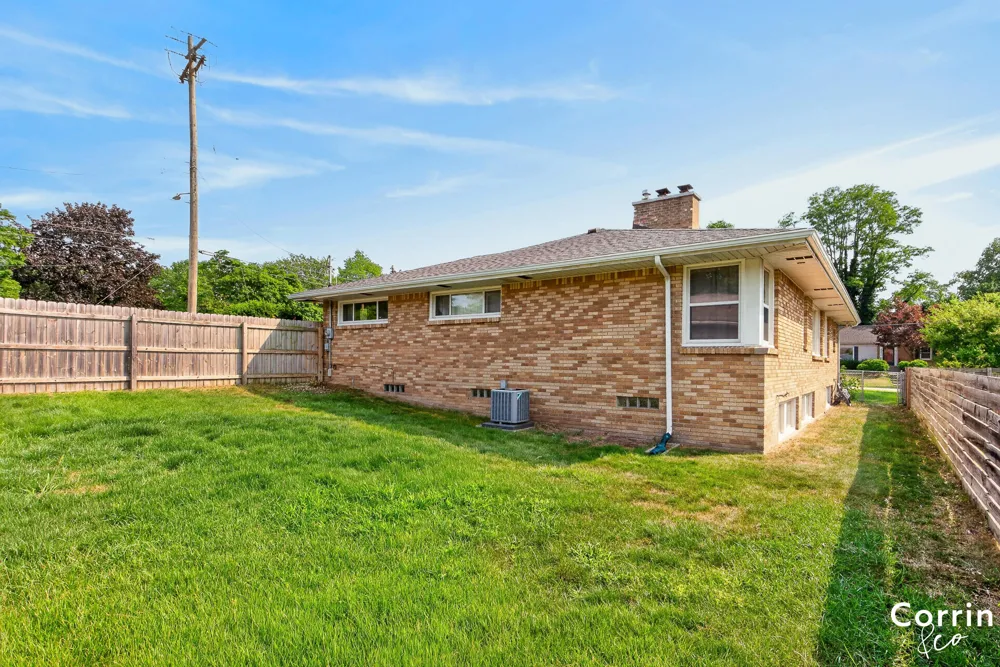 2741 Plainfield Avenue NE Grand Rapids, MI 49505