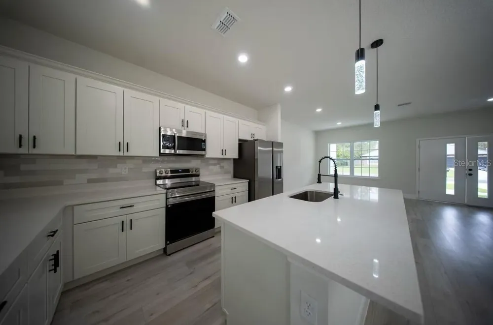 3286 W CRANDON DRIVE Citrus Springs, FL 34433