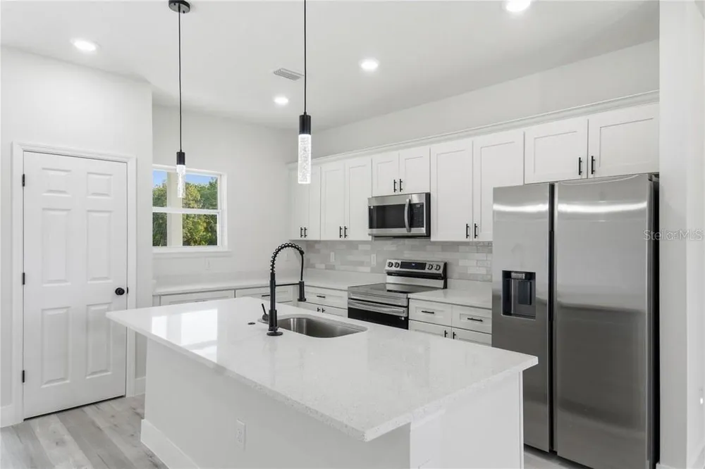 3286 W CRANDON DRIVE Citrus Springs, FL 34433