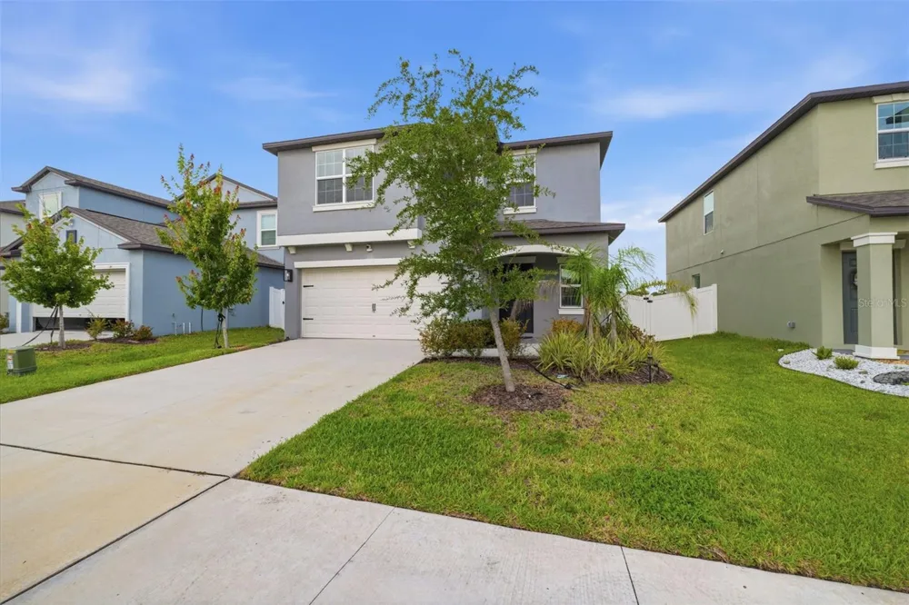 6453 BACK FORTY LOOP Zephyrhills, FL 33541