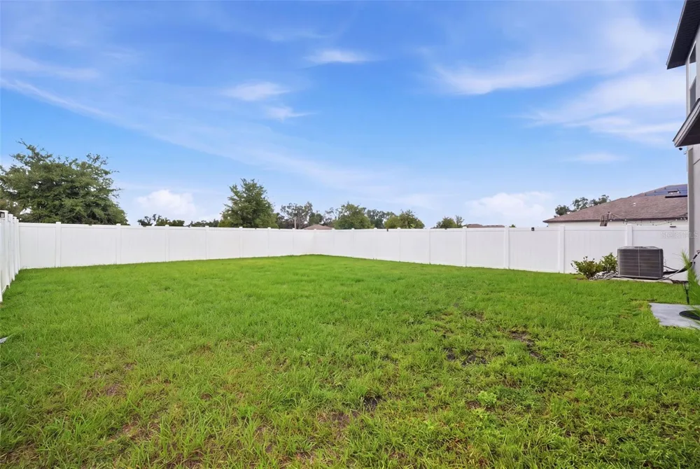 6453 BACK FORTY LOOP Zephyrhills, FL 33541
