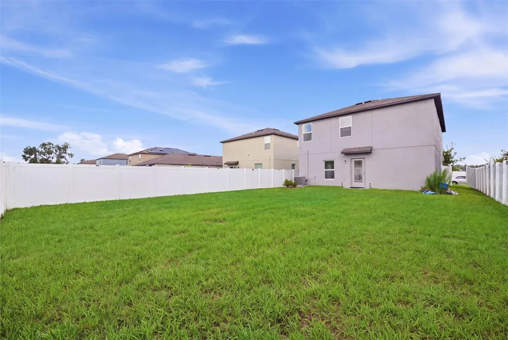 6453 BACK FORTY LOOP Zephyrhills, FL 33541