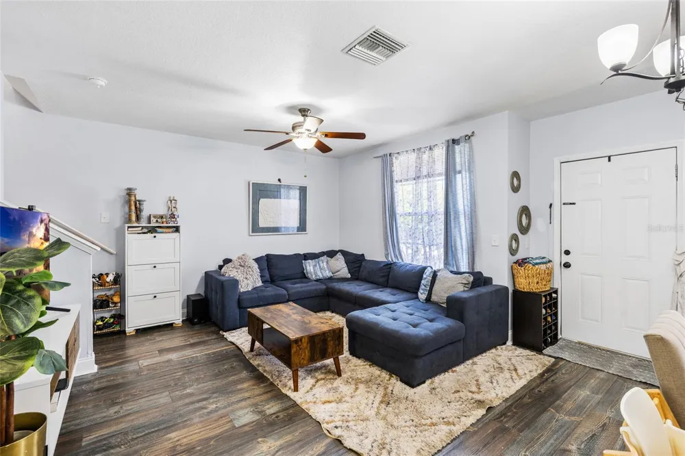 6105 OLIVEDALE DRIVE Riverview, FL 33578