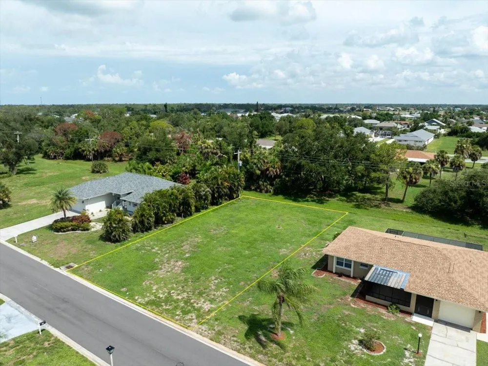 269 ANNAPOLIS LANE Rotonda West, FL 33947