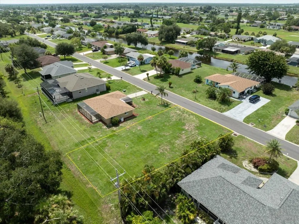 269 ANNAPOLIS LANE Rotonda West, FL 33947