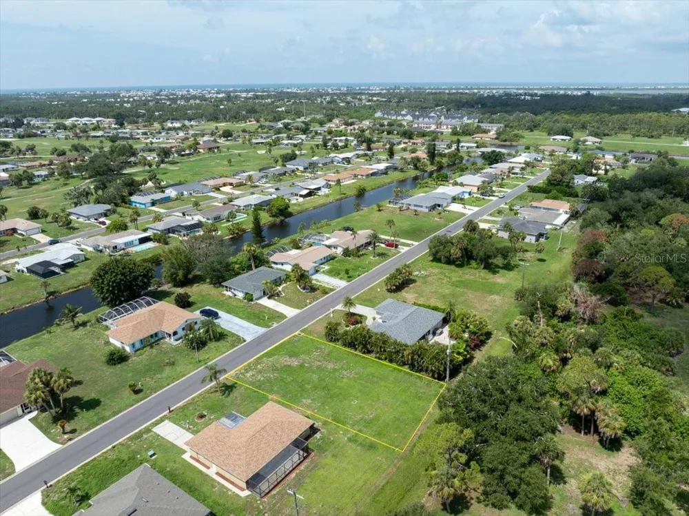 269 ANNAPOLIS LANE Rotonda West, FL 33947