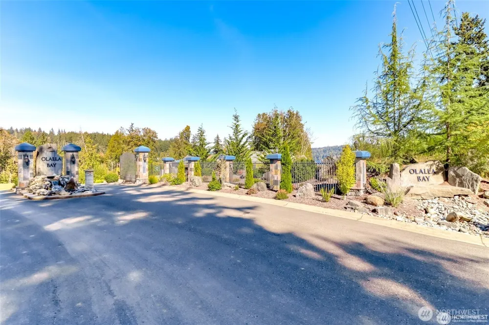 14295 Olalla Crest Lane SE Olalla, WA 98359