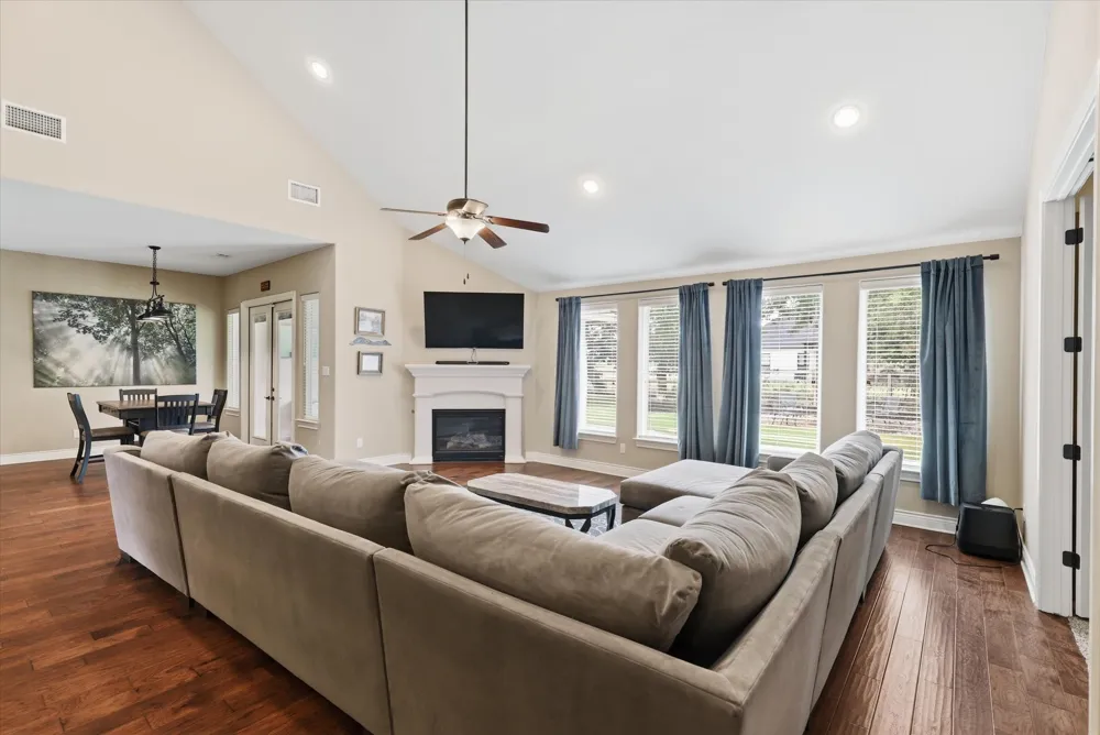127 Dogwood Drive Krugerville, TX 76227