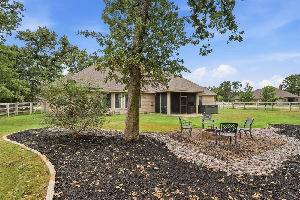 127 Dogwood Drive Krugerville, TX 76227