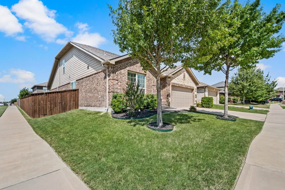 3120 Coyote Canyon Trail Fort Worth, TX 76108