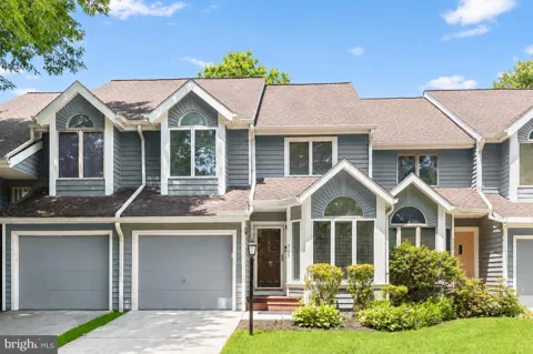5189 COLUMBIA ROAD #10 49